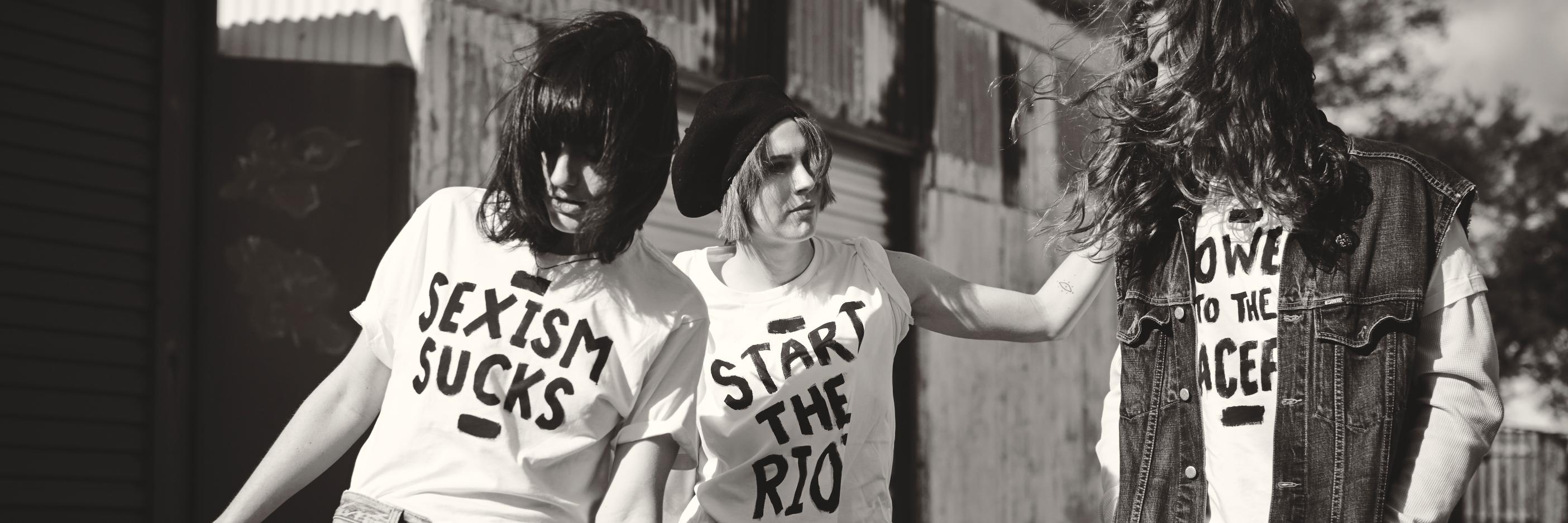 TheHouseOfRiot's profile banner image