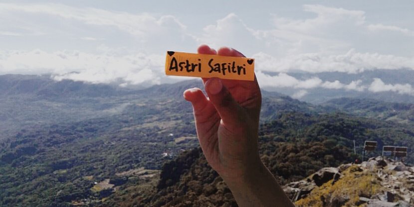 astrisafitri's profile banner image