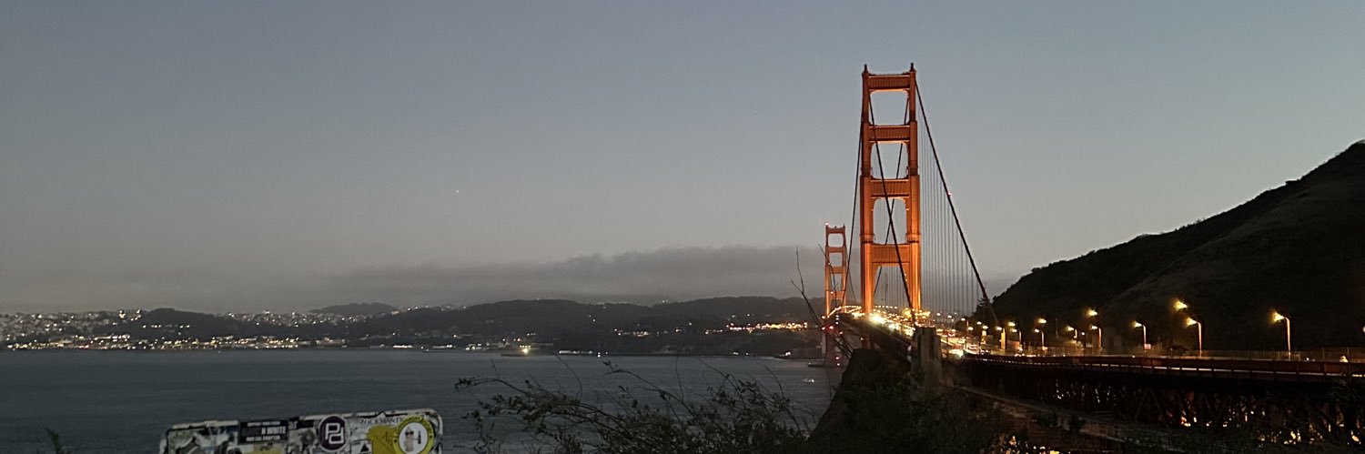 leslieearaceli's profile banner image