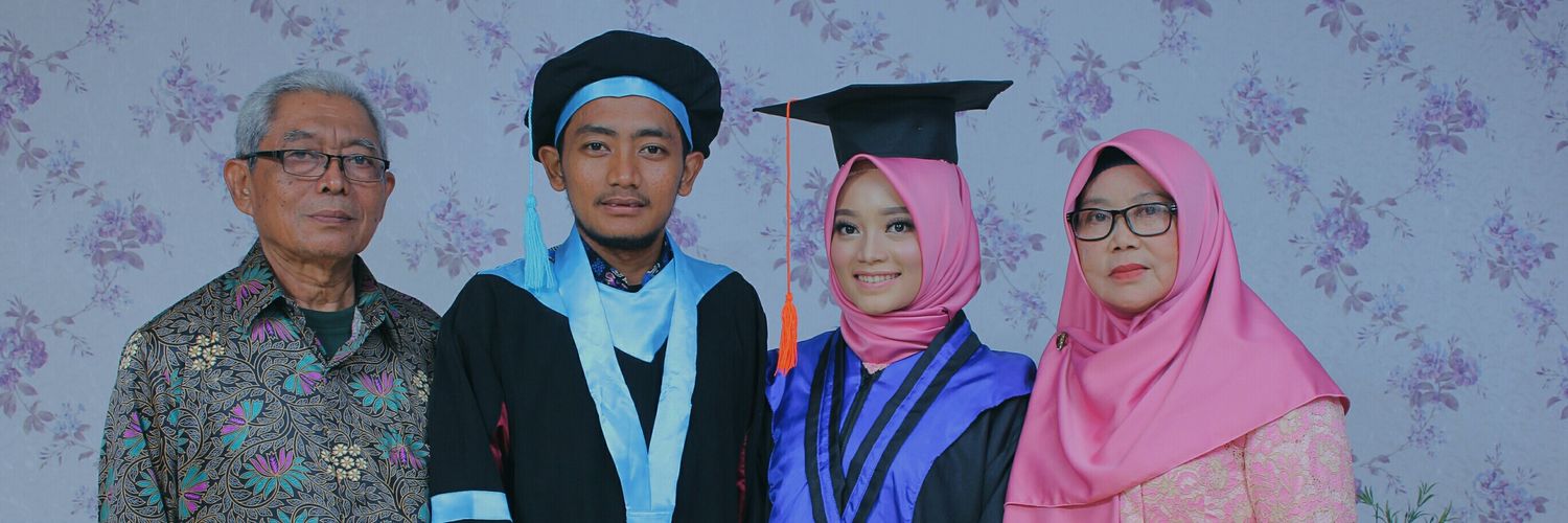 nadilanr's profile banner image
