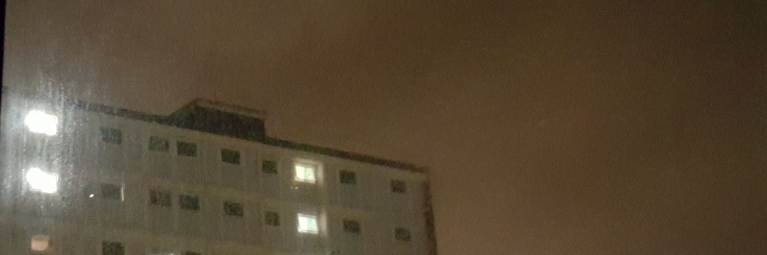 eatsclunge's profile banner image