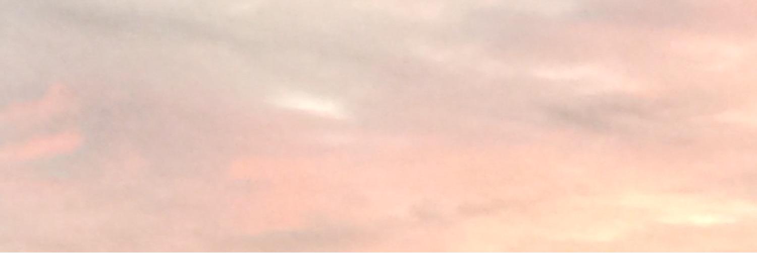 kmerciales's profile banner image