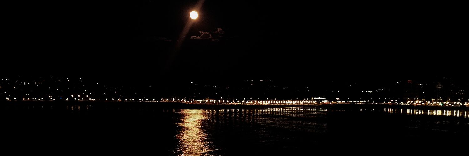 Mūndū wa wanja banner