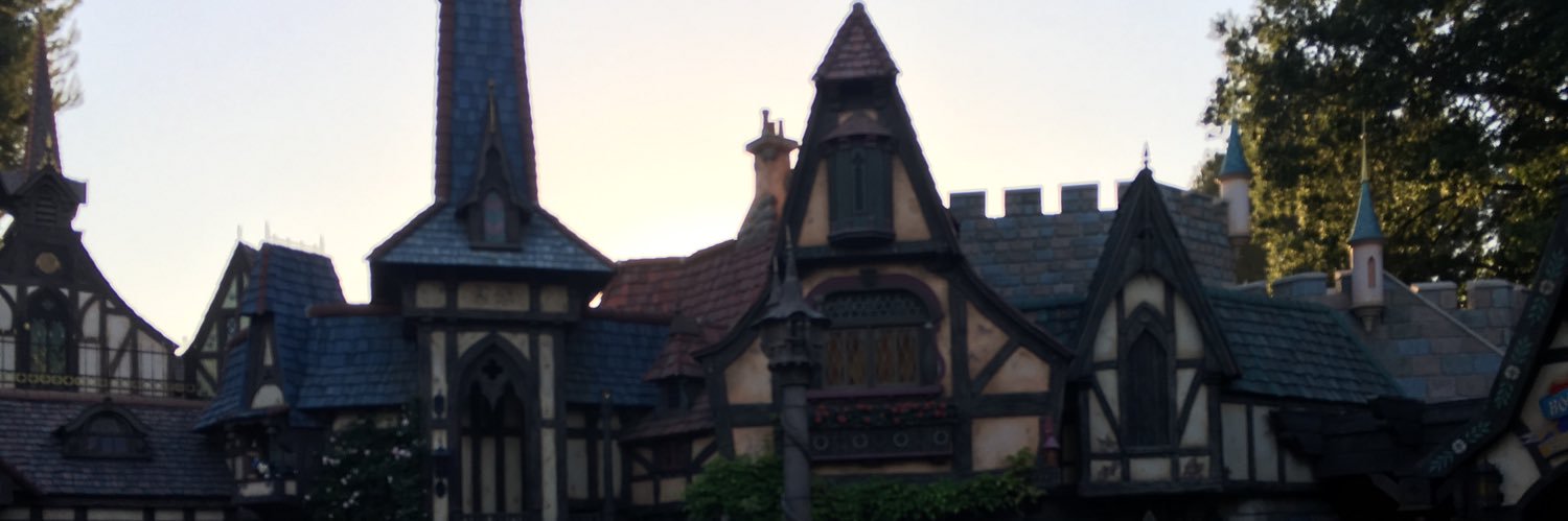 CanHug4's profile banner image