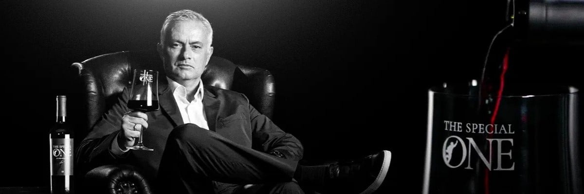 toujr's profile banner image