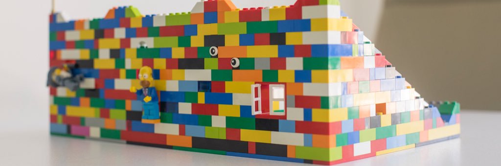 'nazlibehrouz banner