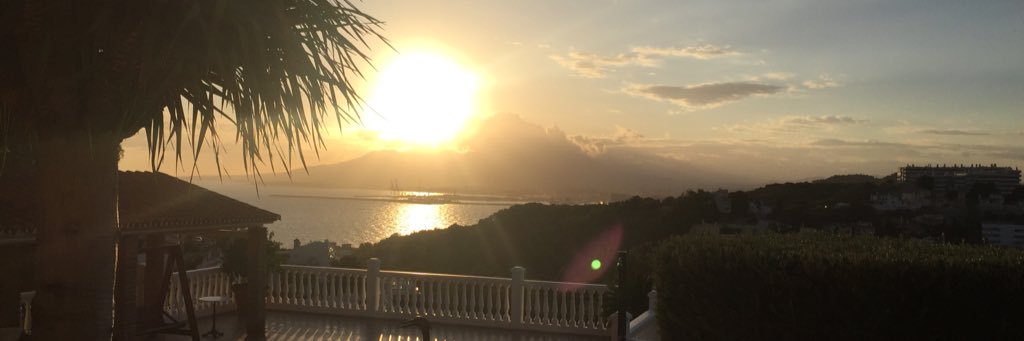 Carolina López banner