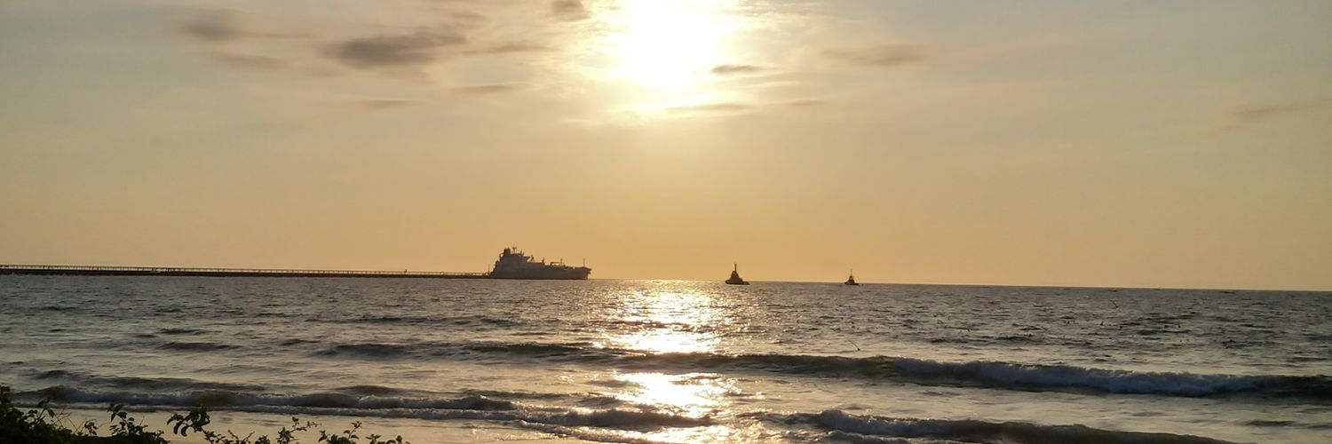 analy25salinas's profile banner image
