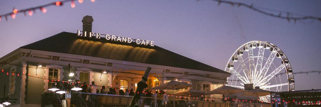 Life Grand Cafe banner