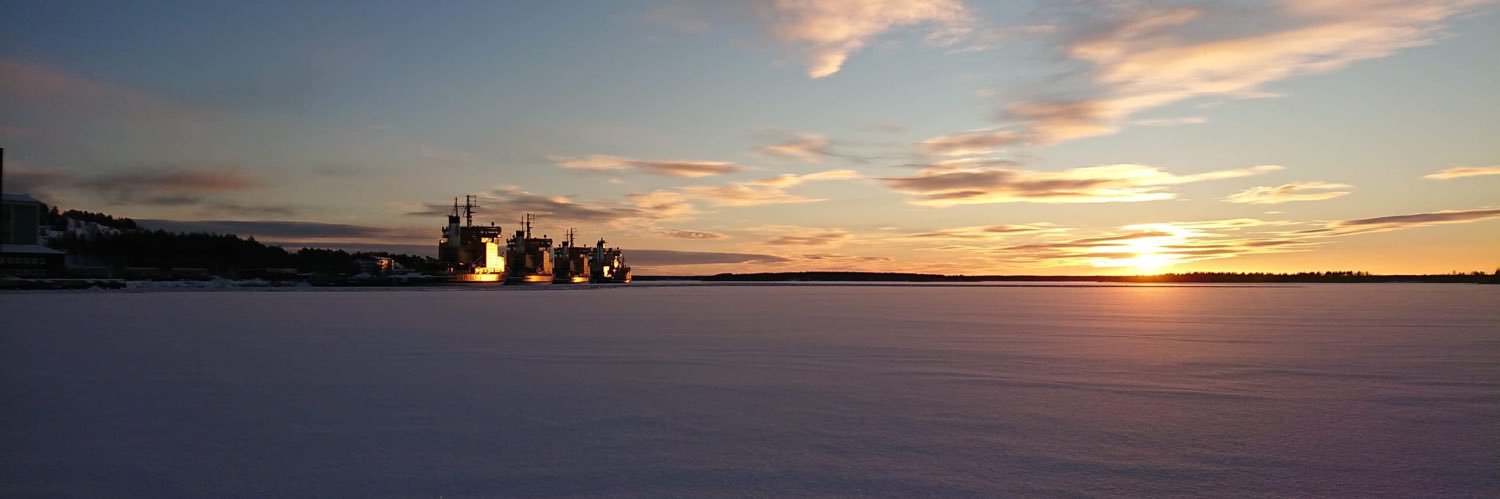 Ships In Pictures ⚓️ banner