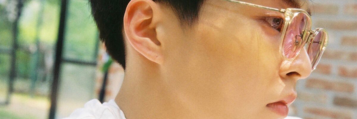 exoxm90x's profile banner image