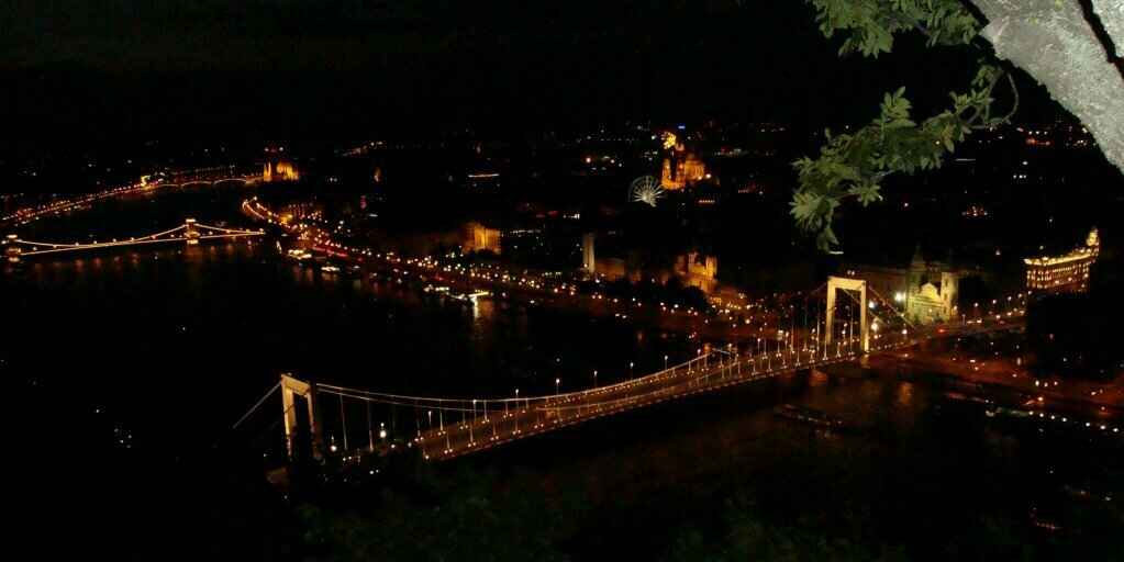 tugcemutlu__'s profile banner image