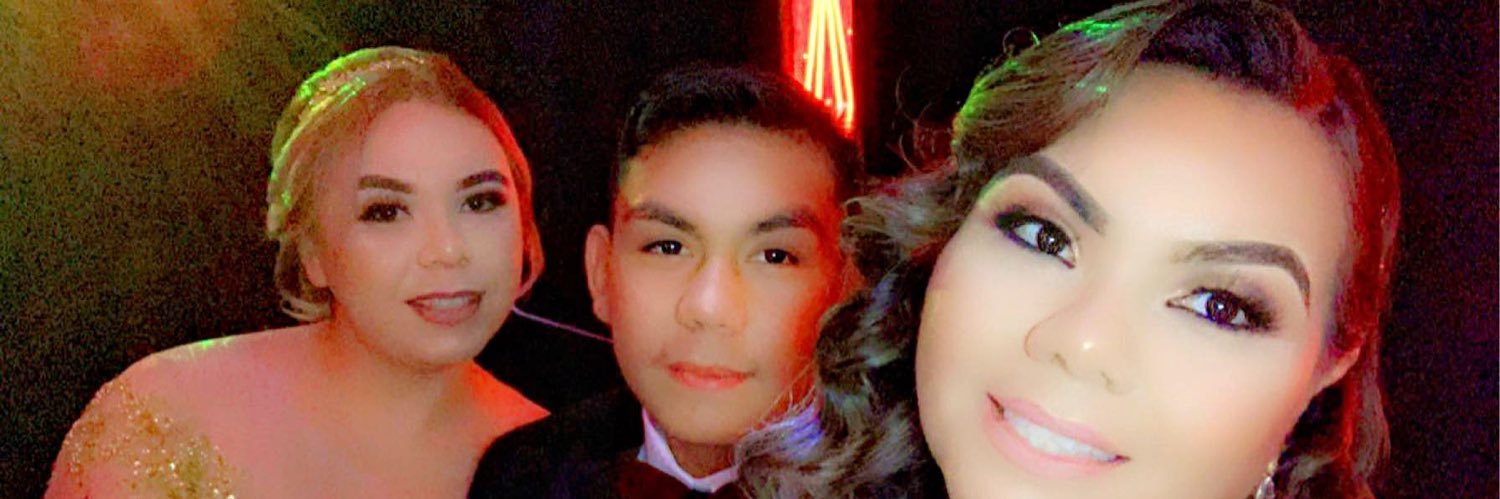 la_yariee's profile banner image
