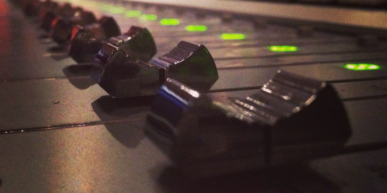 TOANTRACKS banner
