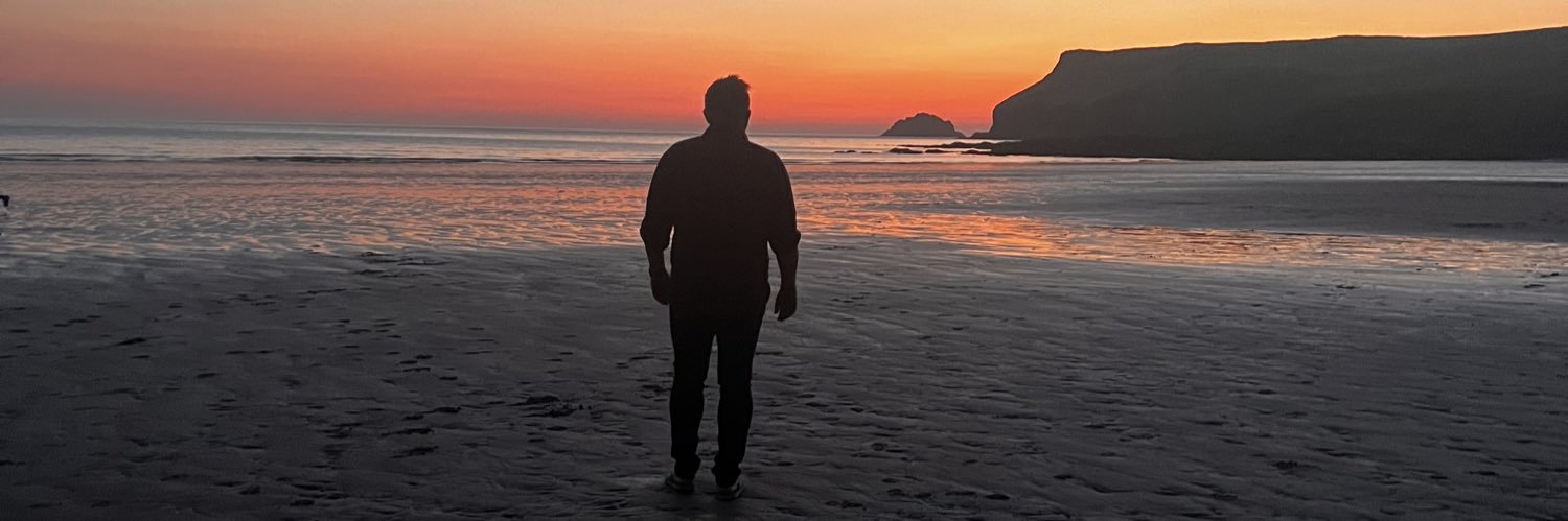 hoadyho's profile banner image