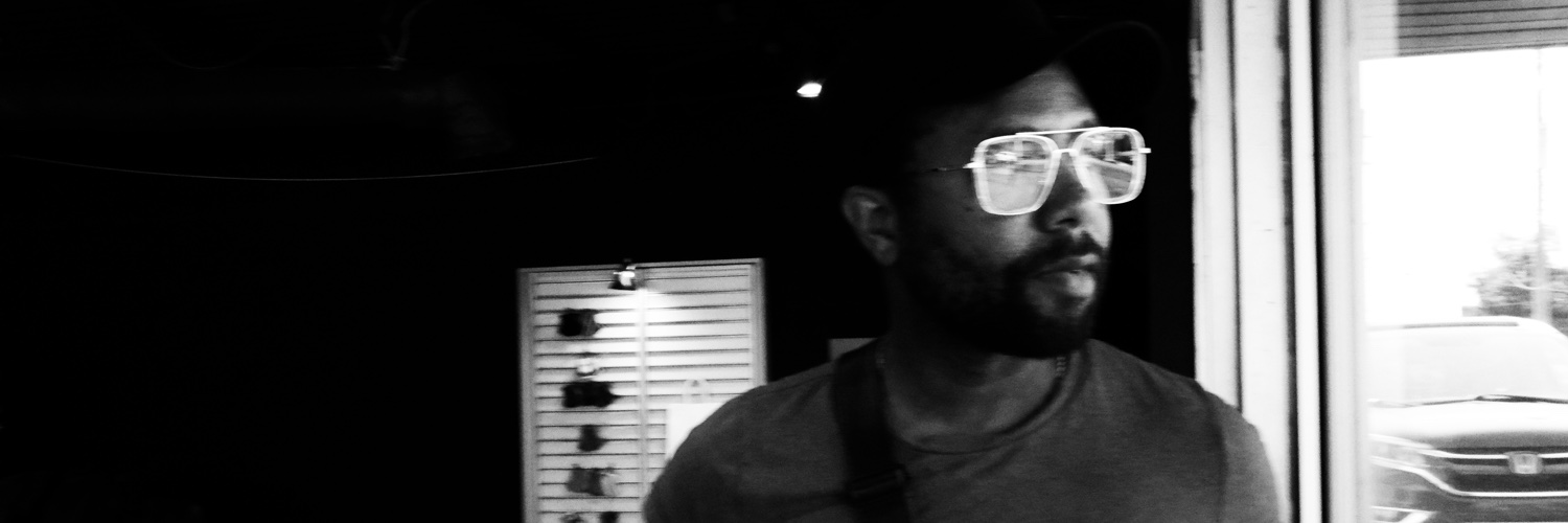 dapperdude10's profile banner image