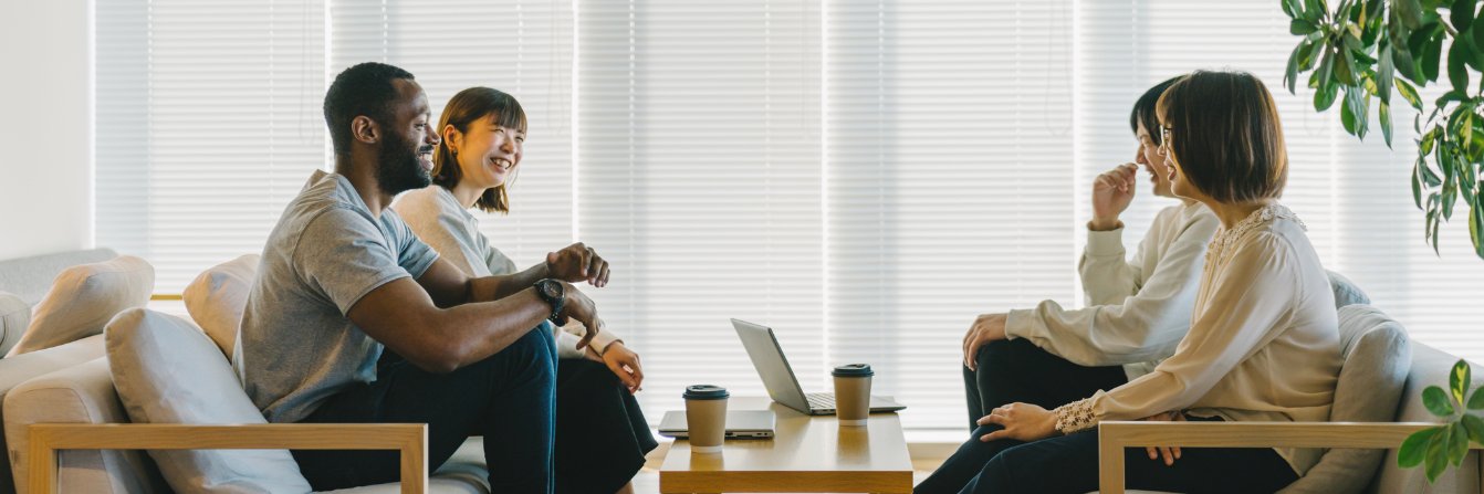 LINEヤフーコミュニケーションズ banner