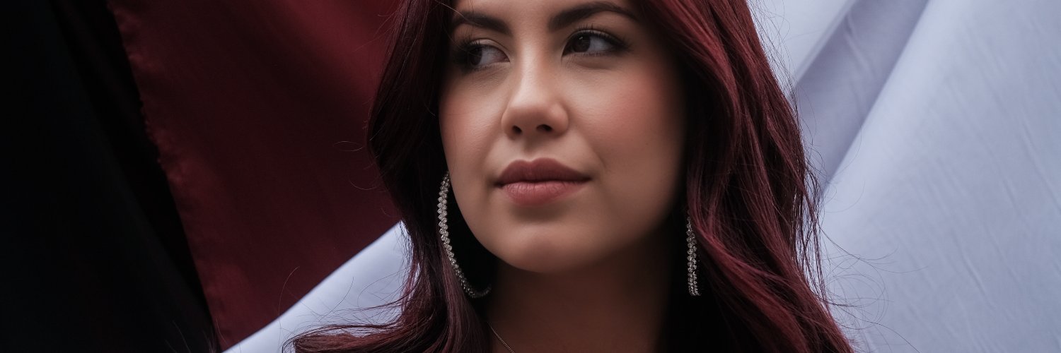 itsinah_'s profile banner image