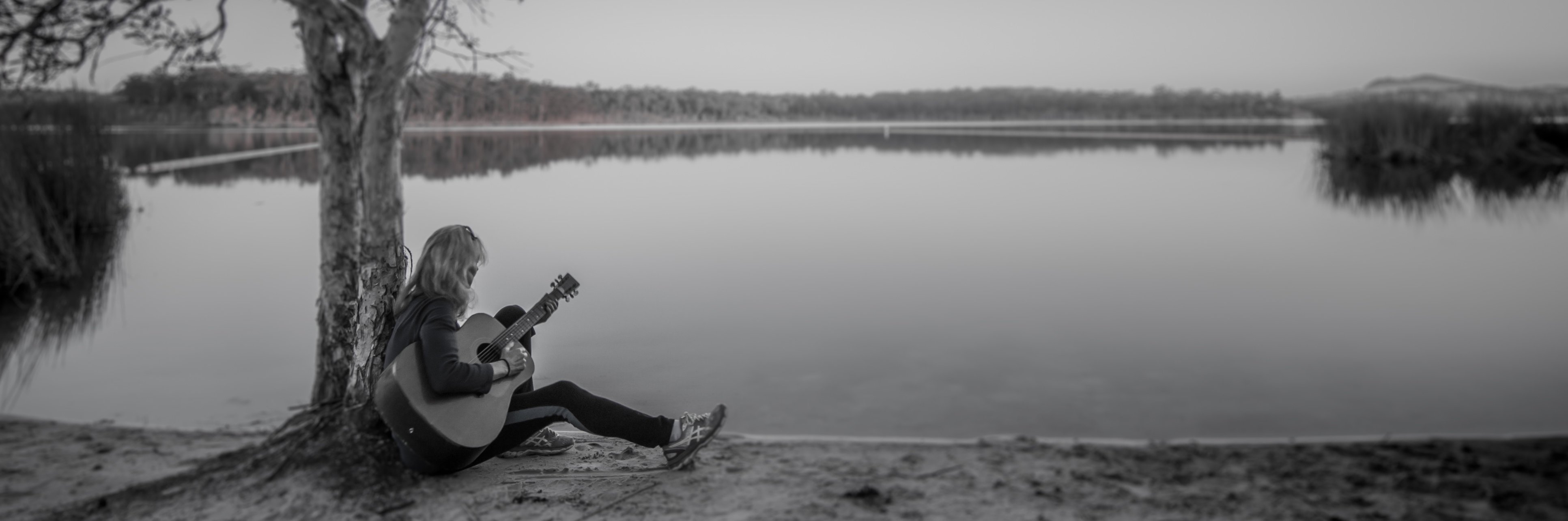 GreenFrogPhotog's profile banner image