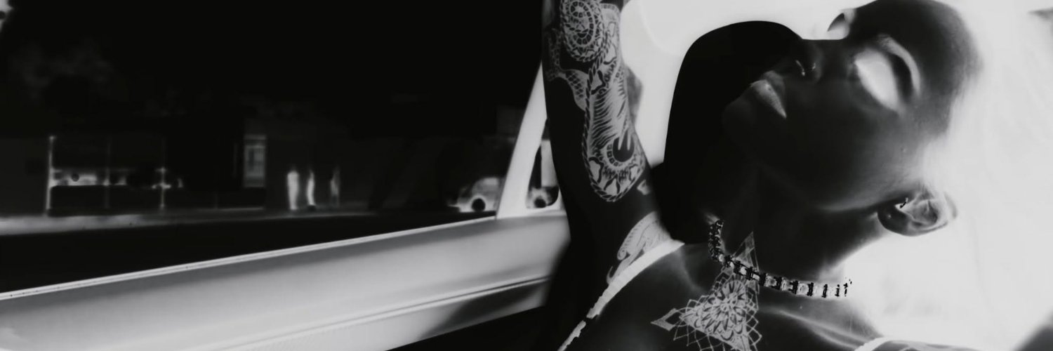 010010101a's profile banner image
