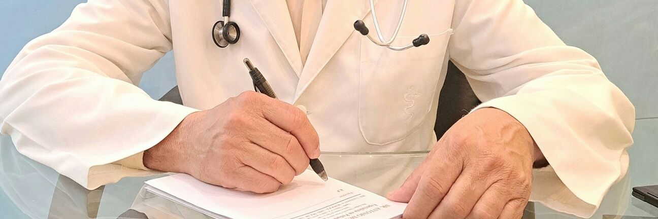 Dr. Antonio Bolívar banner