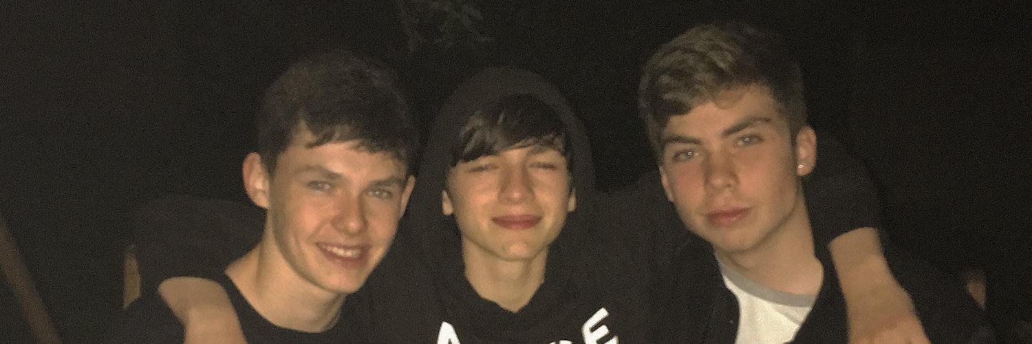 rowan_loon's profile banner image