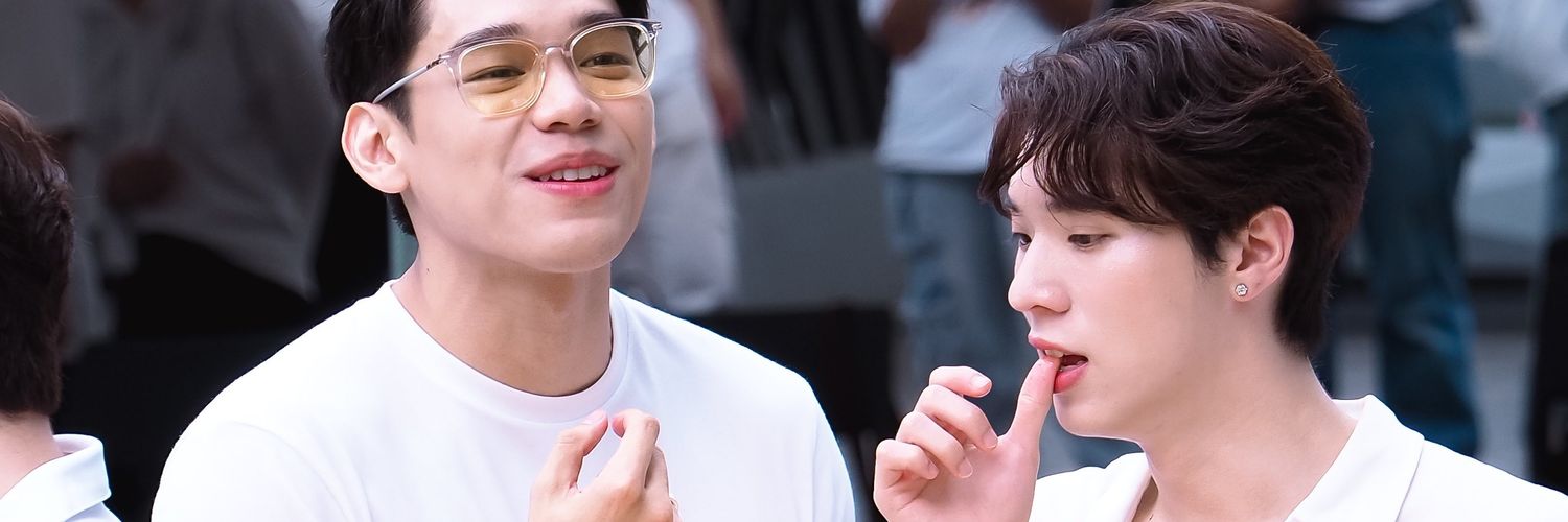 momonbluediary's profile banner image