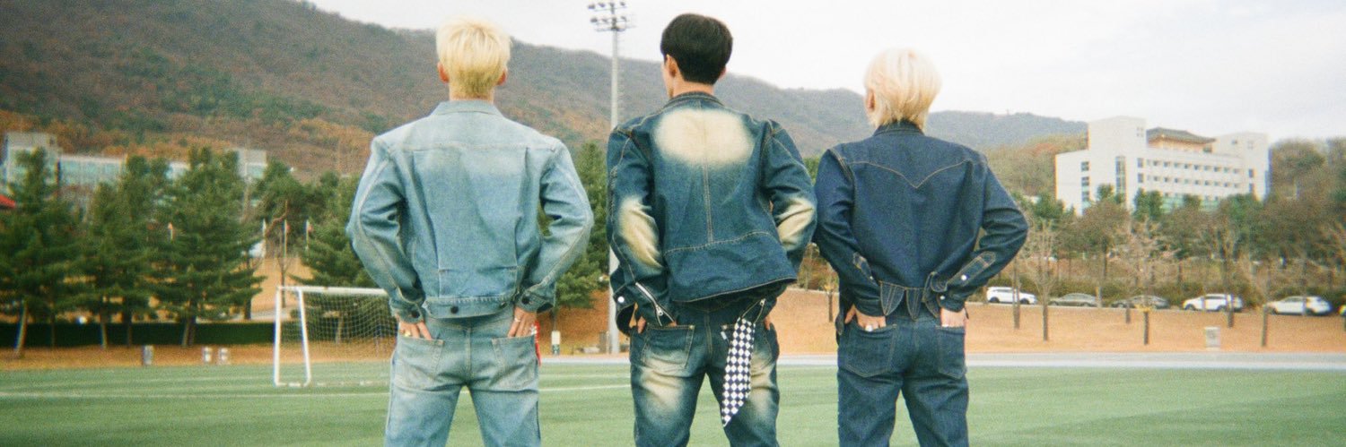 mixstrades's profile banner image