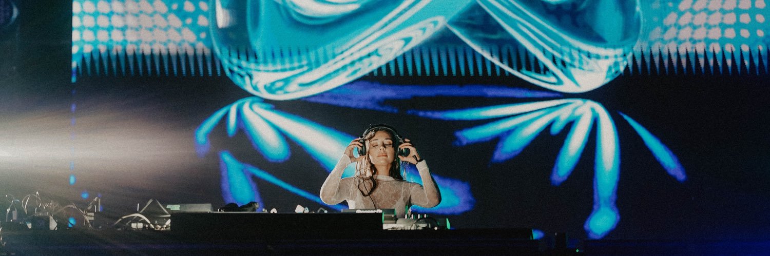 catiponte's profile banner image
