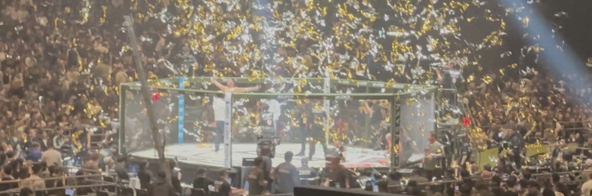 r402yy's profile banner image