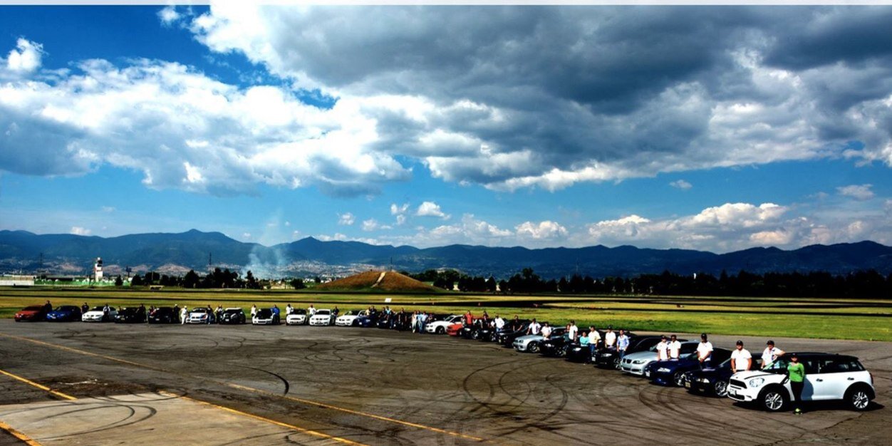 BMWCarClubMex's profile banner image