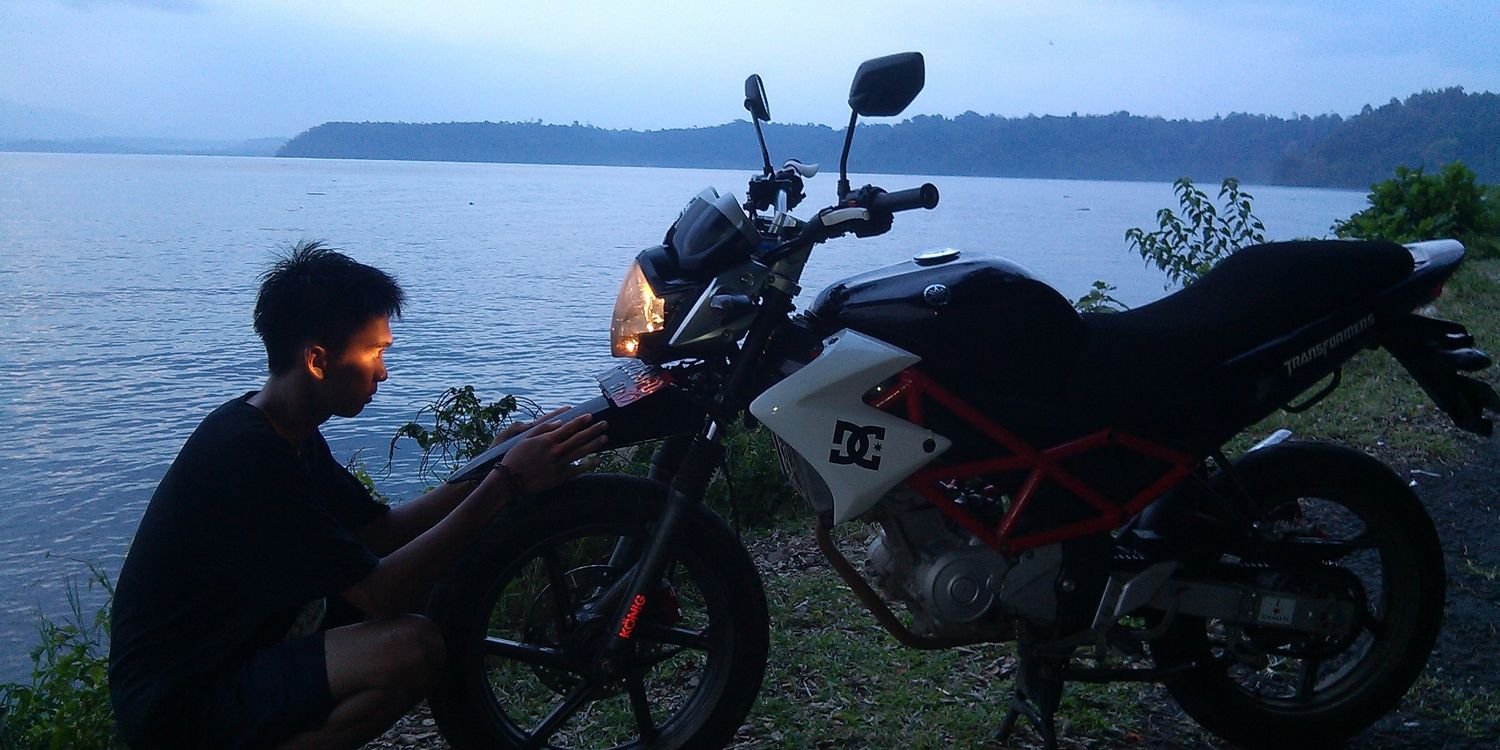 Ais_AnggaMitra's profile banner image