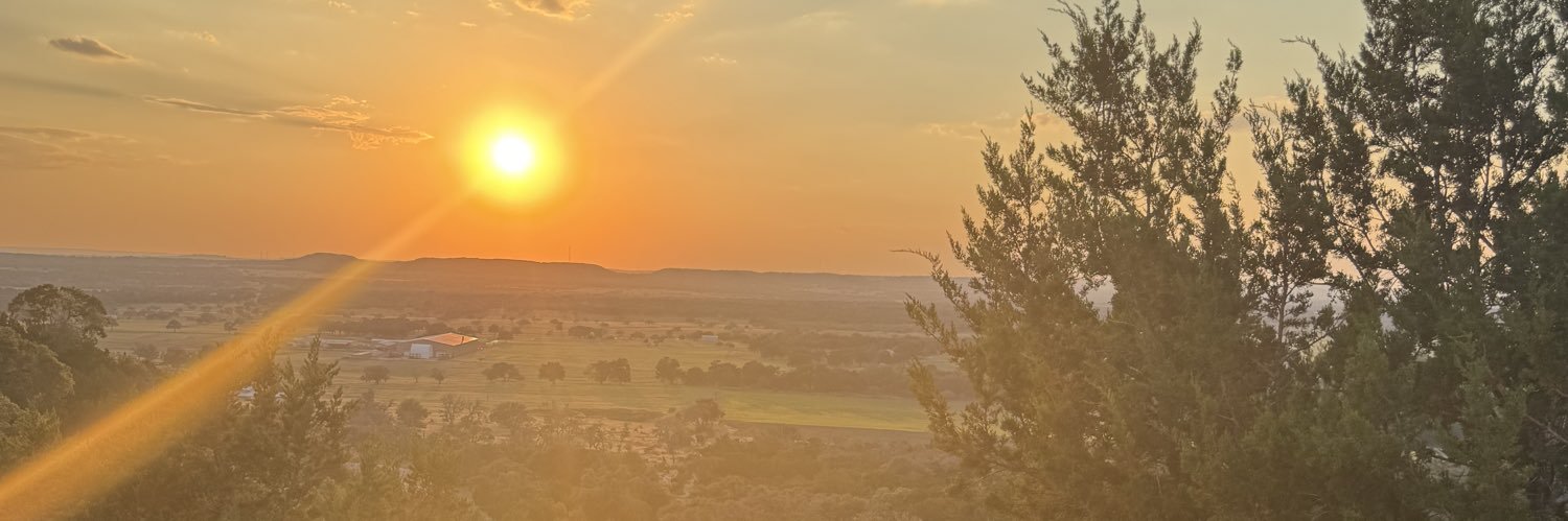 Ash 🩵☀️ banner