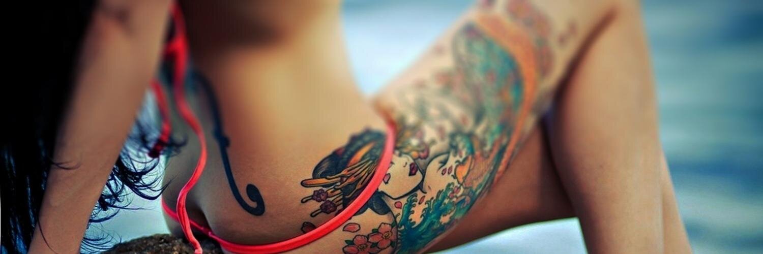 GirlsAndTattos's profile banner image