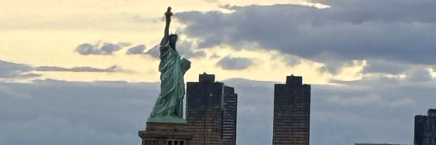 Michael Moniz ☮️ 🟧🟦🇺🇸🇺🇦 banner