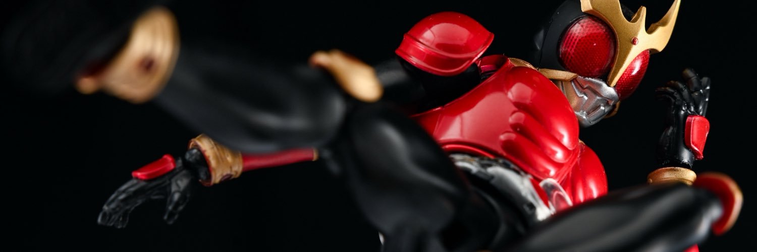 donzeruda's profile banner image