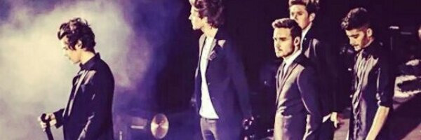 Roza Styles Profile Banner