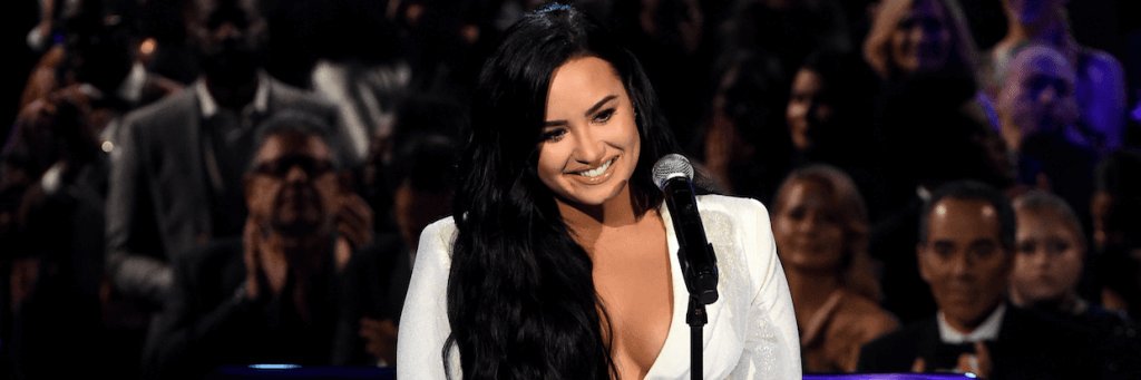 lovaticinclouds's profile banner image
