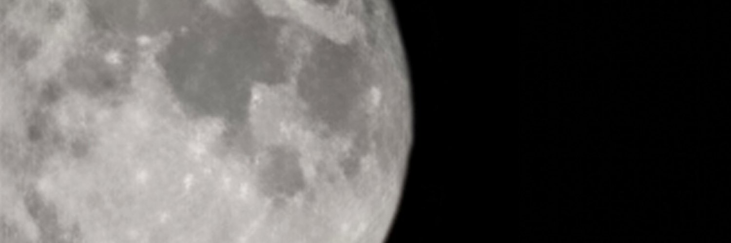 catbarosa's profile banner image