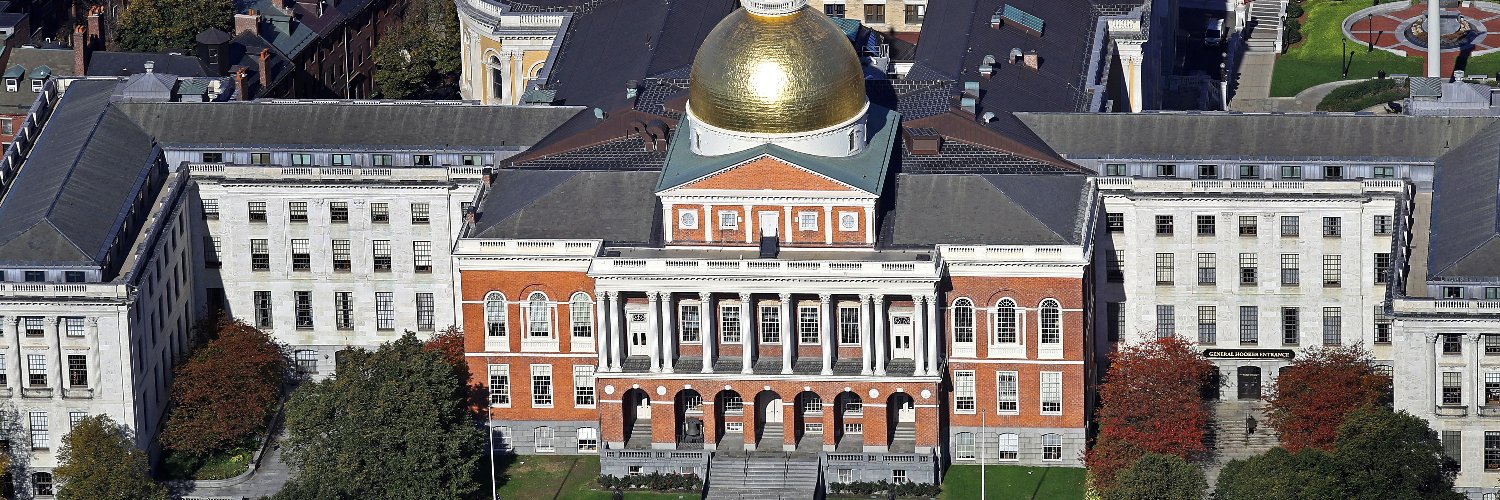 Globe Politics banner