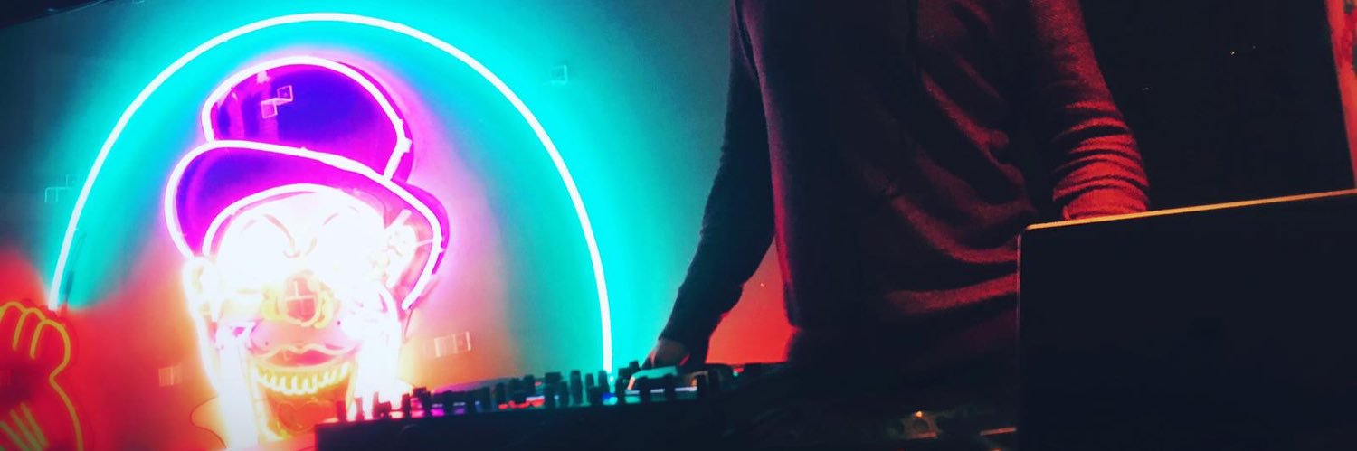 maxelliott1992's profile banner image