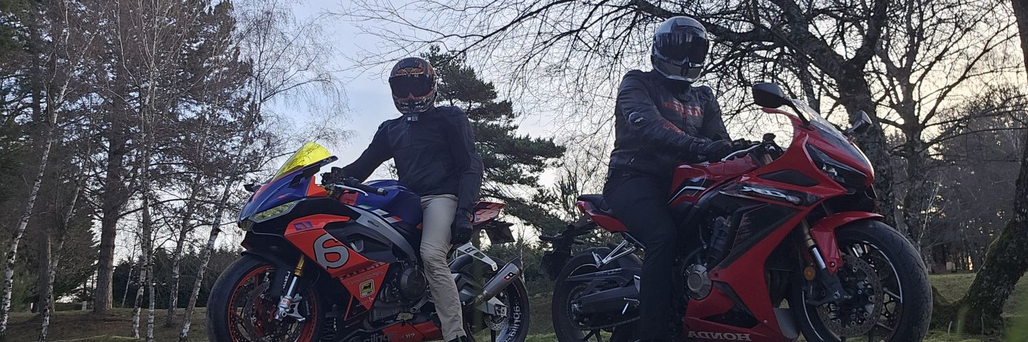 kitkattwix23's profile banner image
