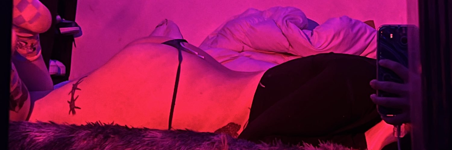 LauraValentina⚡️ banner