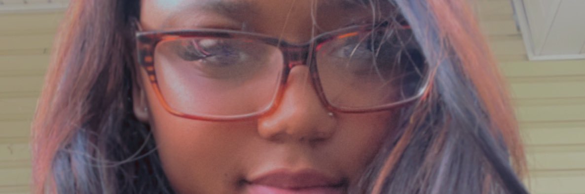 KelaBee32's profile banner image