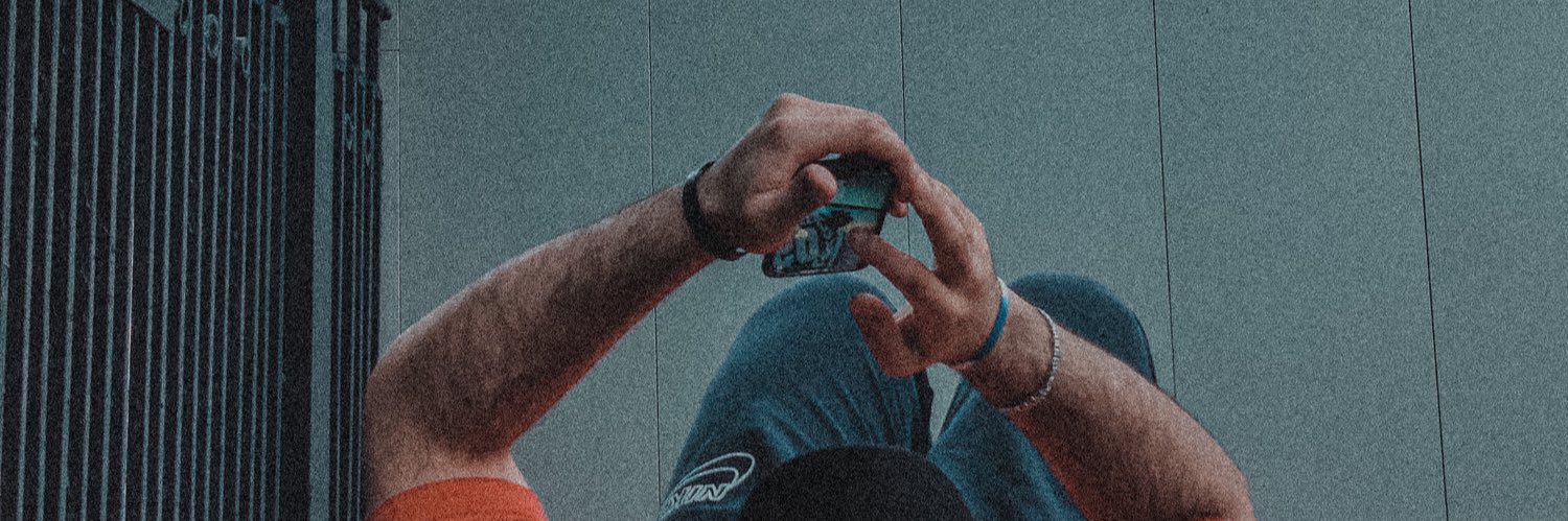 a_b_e_i's profile banner image
