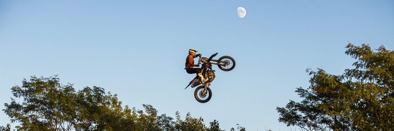 Tom Parsons 🍌 banner