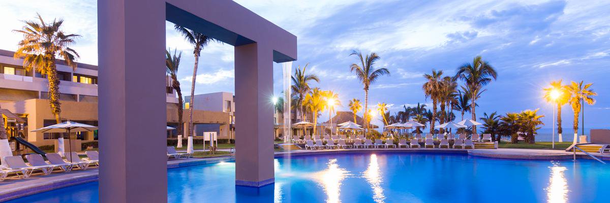 Holiday Inn Cabos banner
