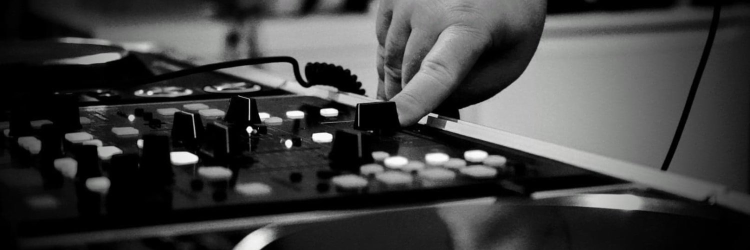 Dancefmlive's profile banner image