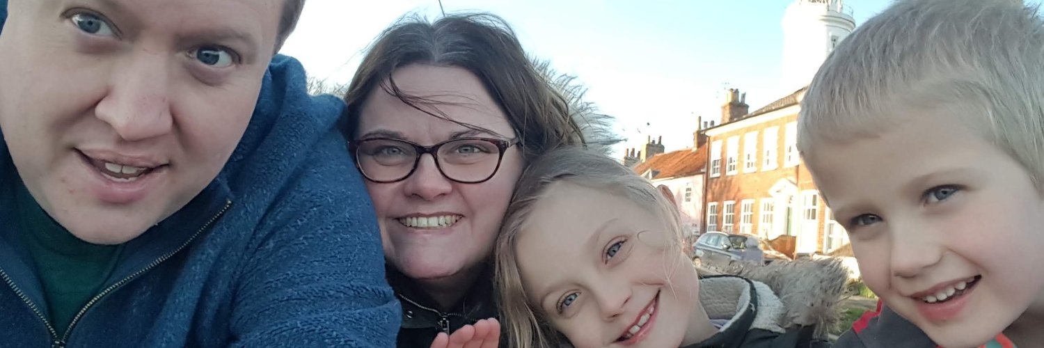 Duncan Courts banner