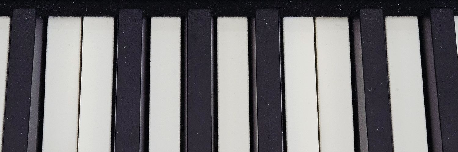viserra_'s profile banner image